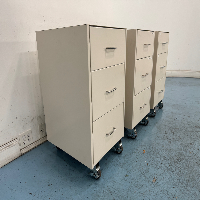 Lot Of 3 Drawer Rolling Cabinets - Quantity 3 image 0
